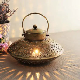 Iron Tea Light Handi with Handle  Home & Table Decor Gift